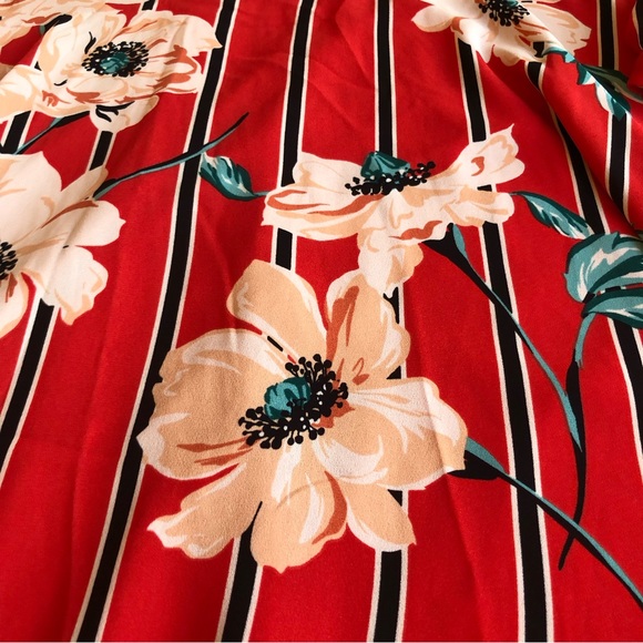 Express Women’s Size M Orange Floral Long Sleeves Knee Dress Deep V-Neck Flare - Picture 16 of 16